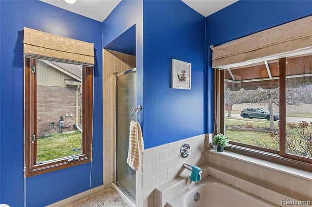 26525 Mapleridge Drive, New Baltimore, MI 48051