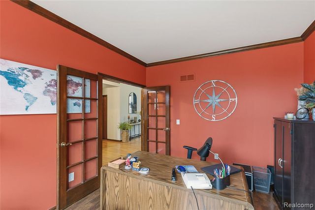 26525 Mapleridge Drive, New Baltimore, MI 48051