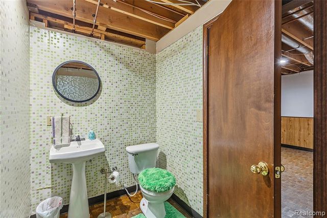 26525 Mapleridge Drive, New Baltimore, MI 48051