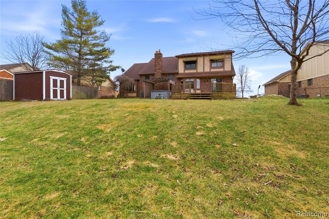 26525 Mapleridge Drive, New Baltimore, MI 48051