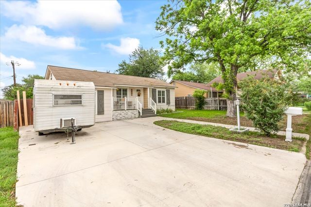 115 N Conway, San Antonio, TX 78209