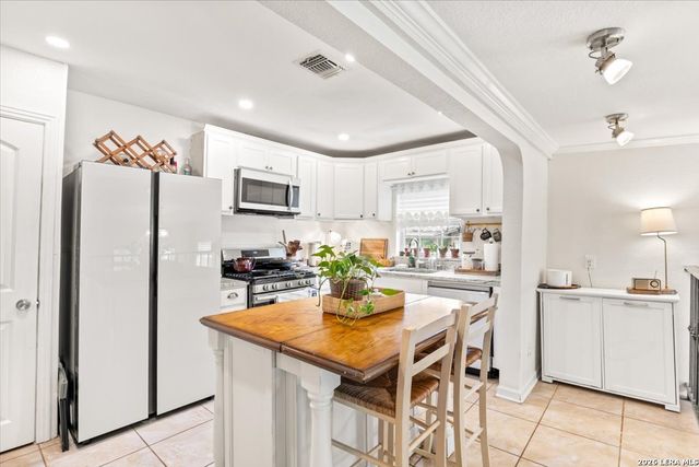 115 N Conway, San Antonio, TX 78209
