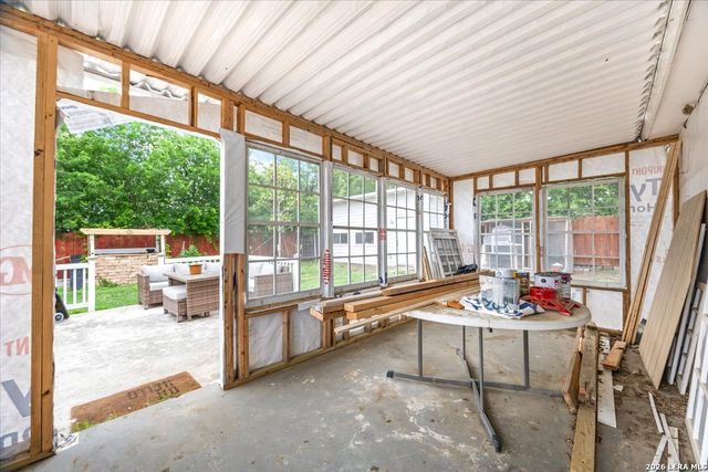115 N Conway, San Antonio, TX 78209