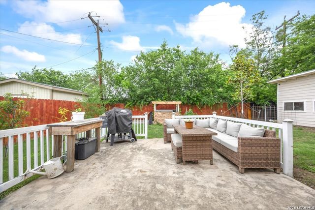 115 N Conway, San Antonio, TX 78209