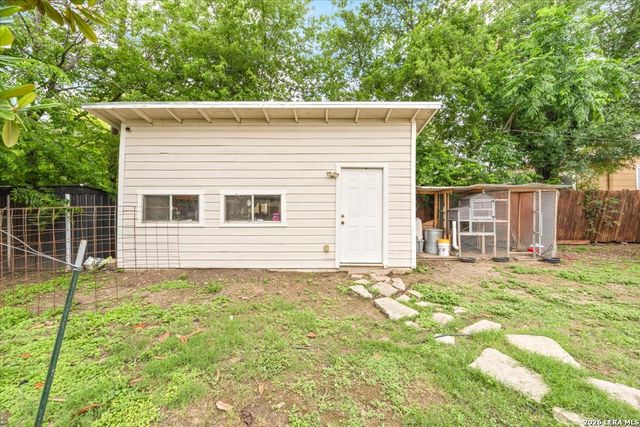 115 N Conway, San Antonio, TX 78209