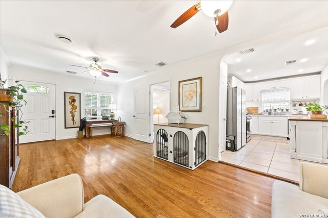 115 N Conway, San Antonio, TX 78209