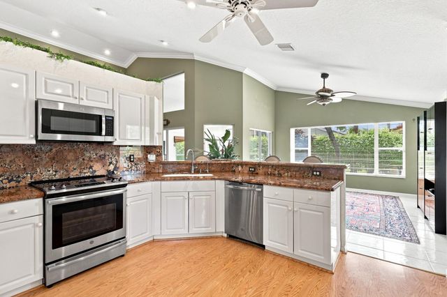 6850 GRENELEFE Road, Boynton Beach, FL 33437