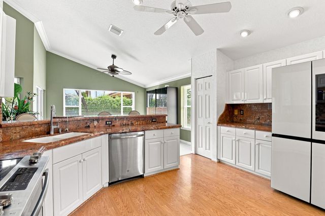 6850 GRENELEFE Road, Boynton Beach, FL 33437