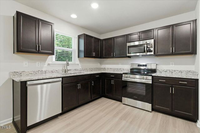 1205 Mashie Lane, Rocky Mount, NC 27804