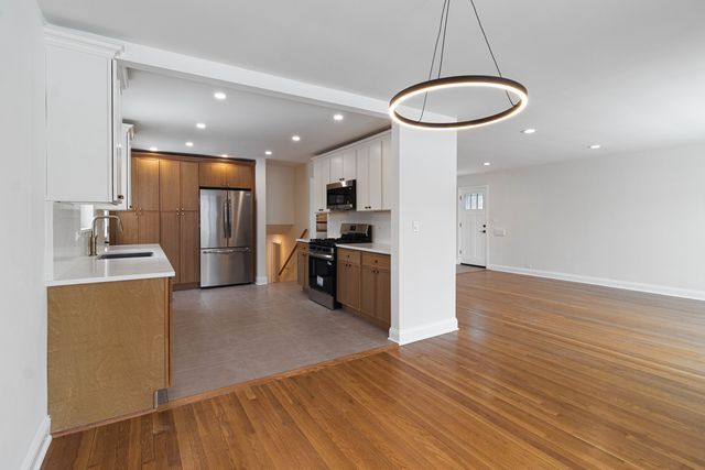 8735 Hamlin Avenue, Skokie, IL 60076