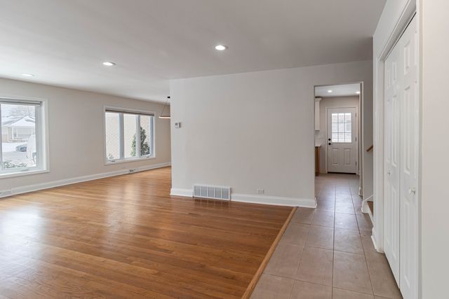 8735 Hamlin Avenue, Skokie, IL 60076