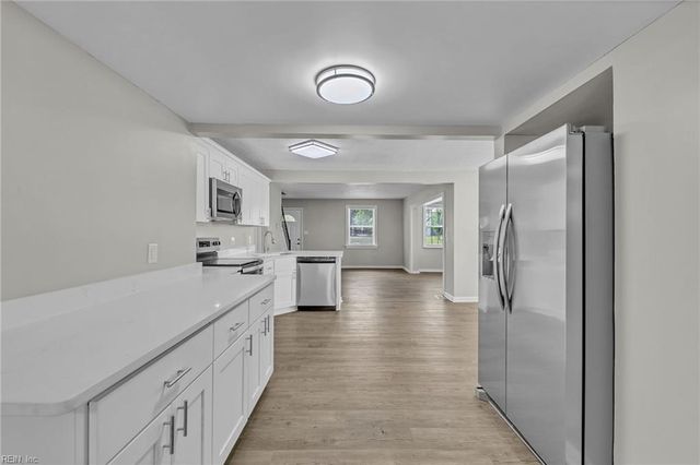 1201 Sunset DR, Norfolk, VA 23503