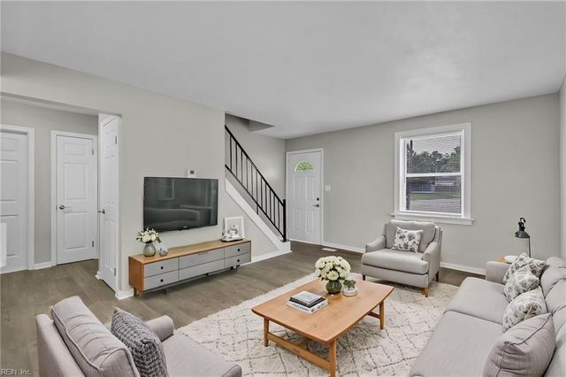1201 Sunset DR, Norfolk, VA 23503