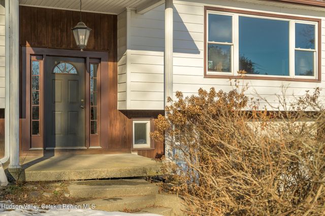 66 Anthony Street, Hillsdale, NY 12529