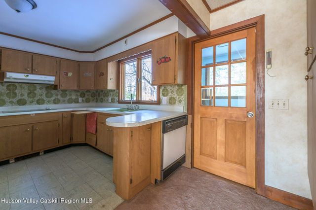 66 Anthony Street, Hillsdale, NY 12529