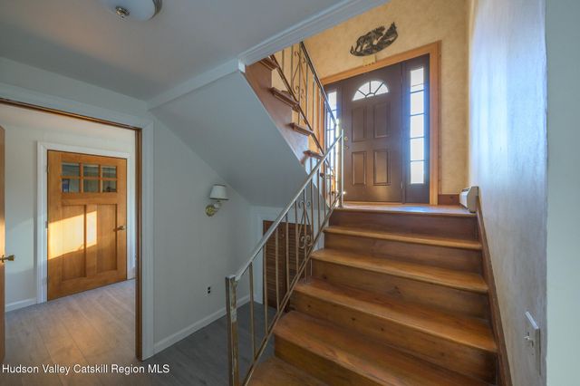 66 Anthony Street, Hillsdale, NY 12529