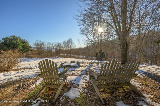 66 Anthony Street, Hillsdale, NY 12529