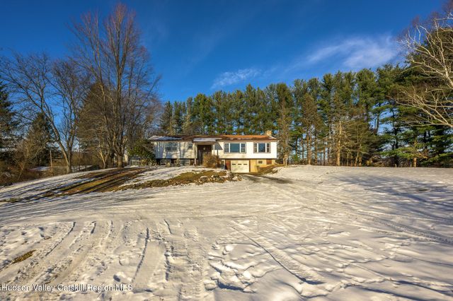 66 Anthony Street, Hillsdale, NY 12529