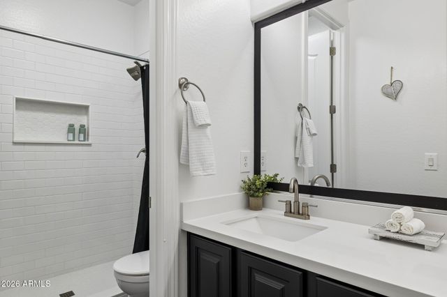 16208 S RESERVE Drive, Phoenix, AZ 85045