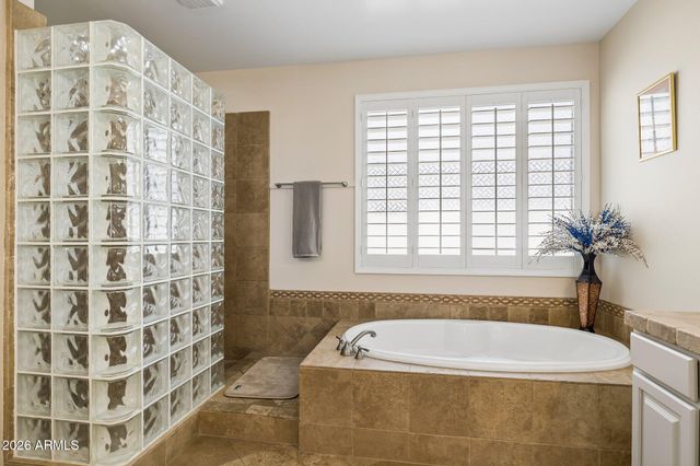 16208 S RESERVE Drive, Phoenix, AZ 85045