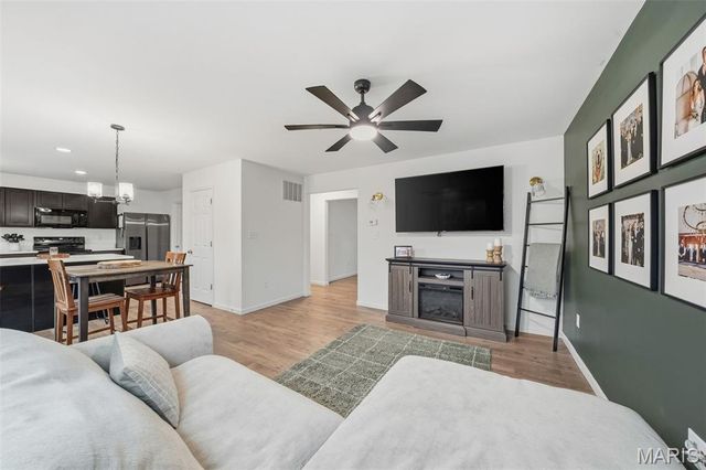 409 Honor Hill Drive, Foristell, MO 63348