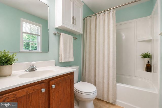 410 WIND RIDGE DR, Stafford, VA 22554