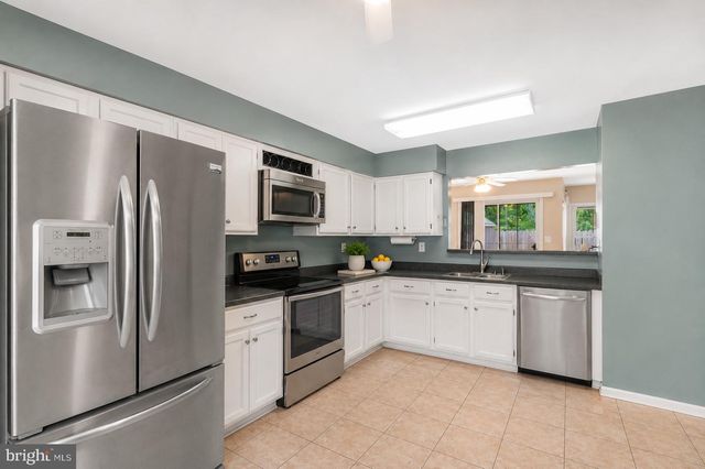 410 WIND RIDGE DR, Stafford, VA 22554