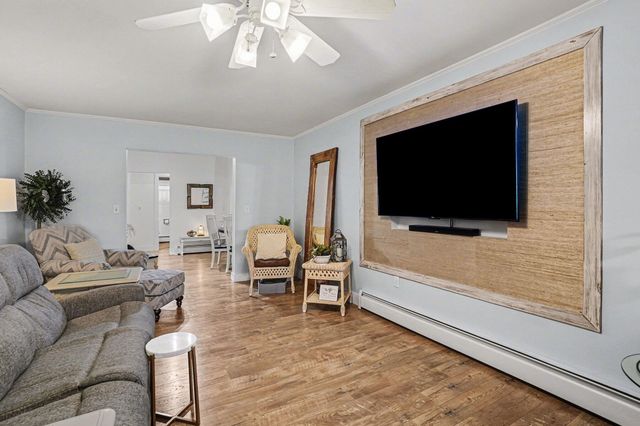 884 Wells Street, South Haven City, MI 49090