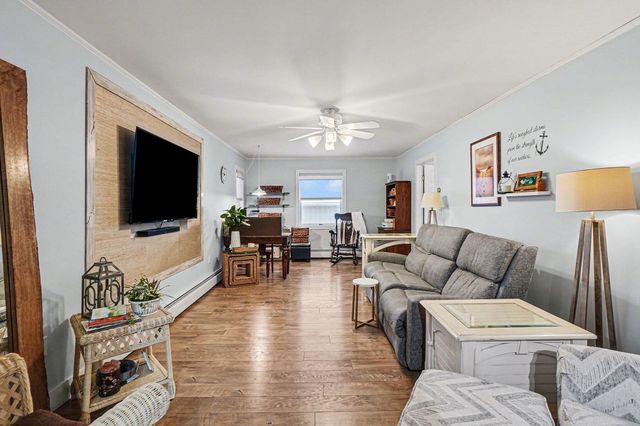 884 Wells Street, South Haven City, MI 49090