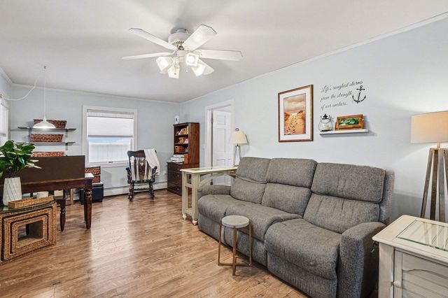 884 Wells Street, South Haven City, MI 49090