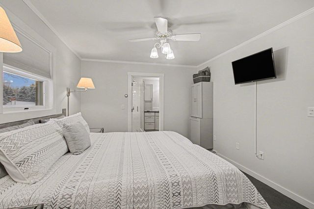 884 Wells Street, South Haven City, MI 49090