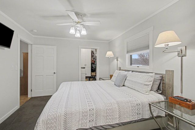 884 Wells Street, South Haven City, MI 49090