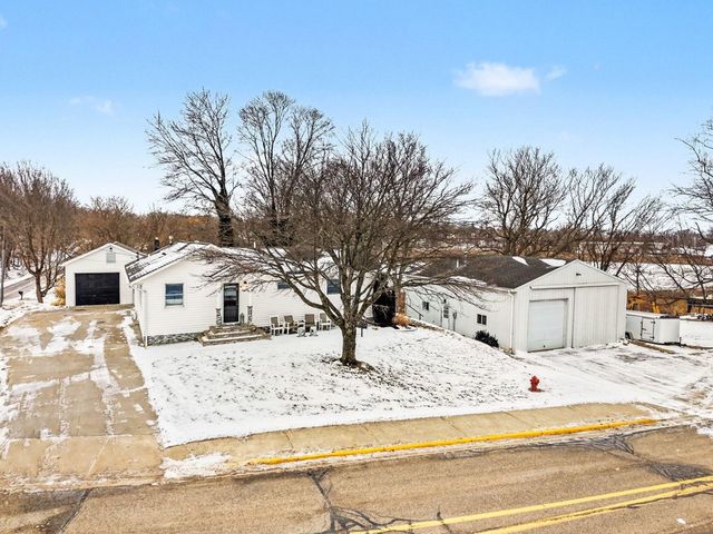 884 Wells Street, South Haven City, MI 49090