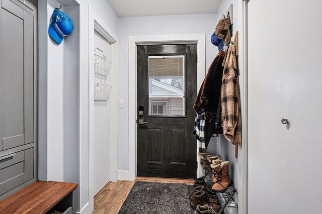 884 Wells Street, South Haven City, MI 49090