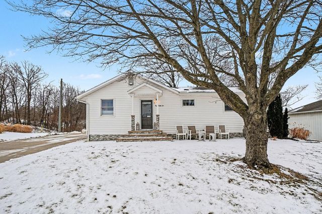 884 Wells Street, South Haven City, MI 49090