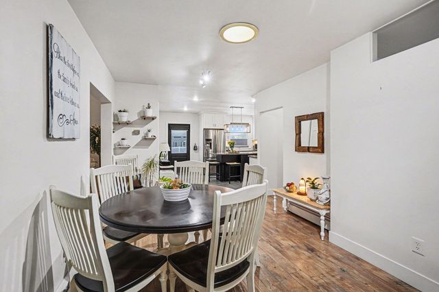 884 Wells Street, South Haven City, MI 49090