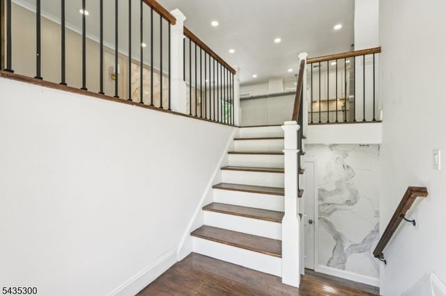 34 Oklahoma Trl, Hopatcong Boro, NJ 07843