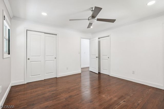 34 Oklahoma Trl, Hopatcong Boro, NJ 07843
