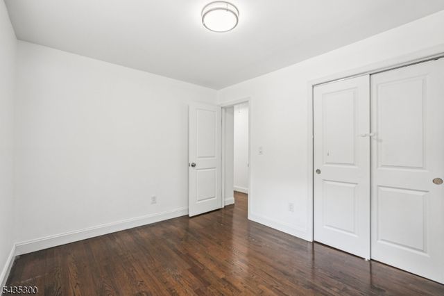 34 Oklahoma Trl, Hopatcong Boro, NJ 07843