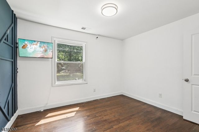 34 Oklahoma Trl, Hopatcong Boro, NJ 07843
