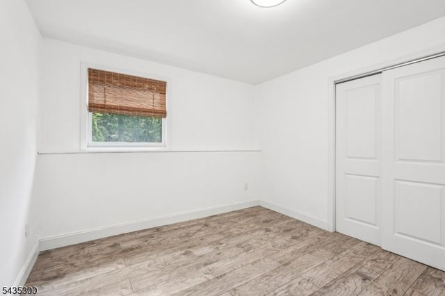 34 Oklahoma Trl, Hopatcong Boro, NJ 07843