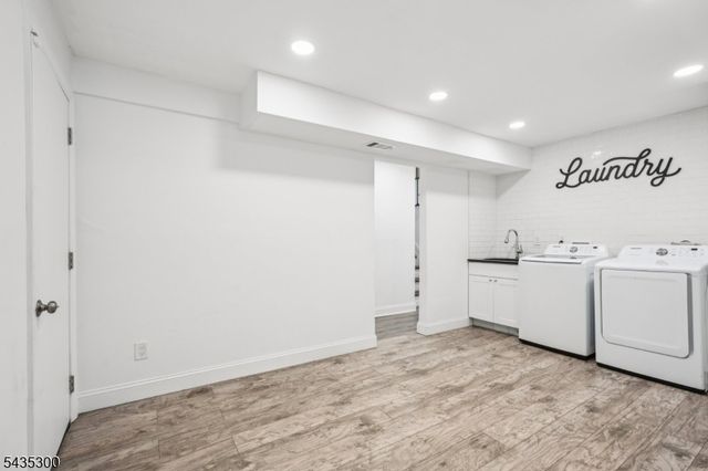 34 Oklahoma Trl, Hopatcong Boro, NJ 07843