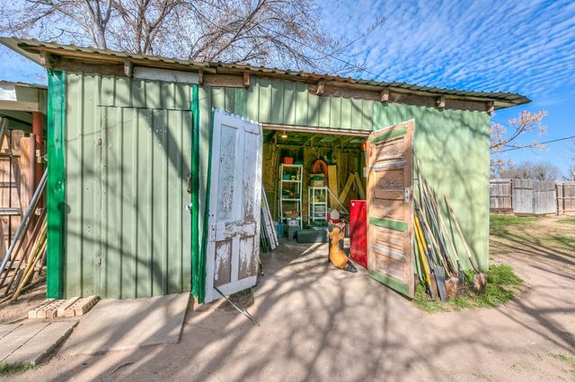 1402 Preusser Street, San Angelo, TX 76903