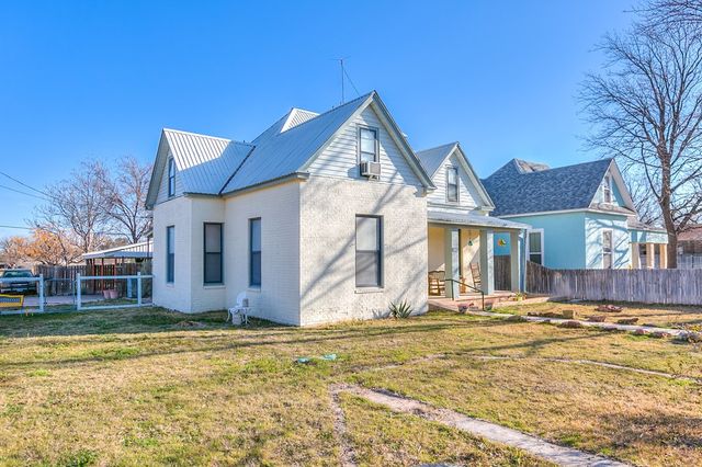 1402 Preusser Street, San Angelo, TX 76903
