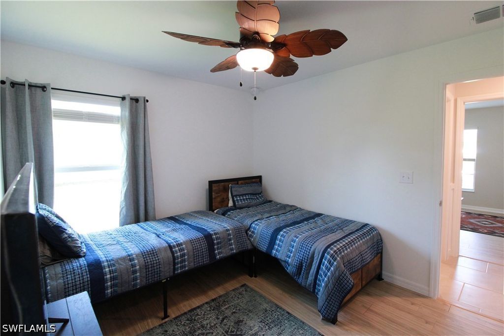 Image 29 of property listing at 2702 NE 5th AVE, Cape Coral, FL 33909
