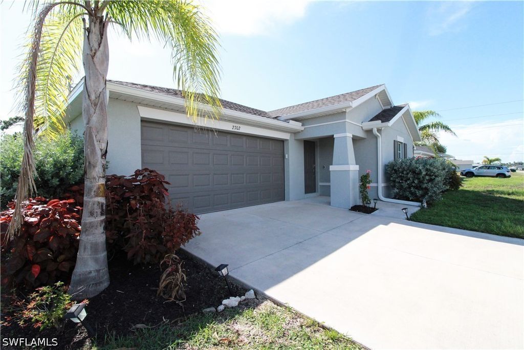 Image 3 of property listing at 2702 NE 5th AVE, Cape Coral, FL 33909