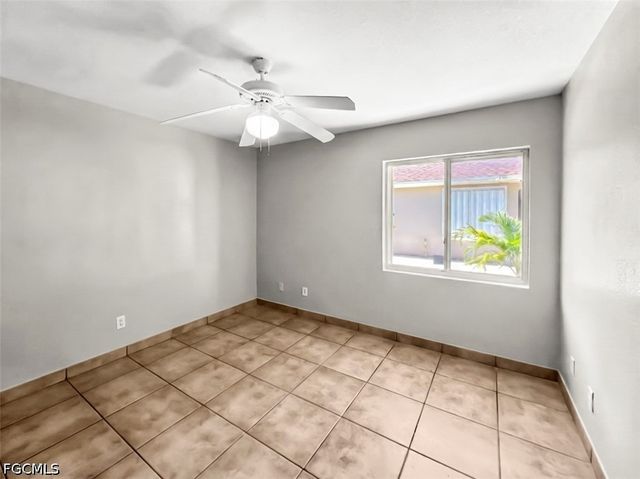 1321 SE 8th AVE 4, Cape Coral, FL 33990