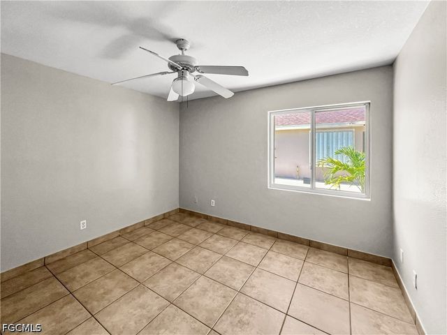 1321 SE 8th AVE 4, Cape Coral, FL 33990