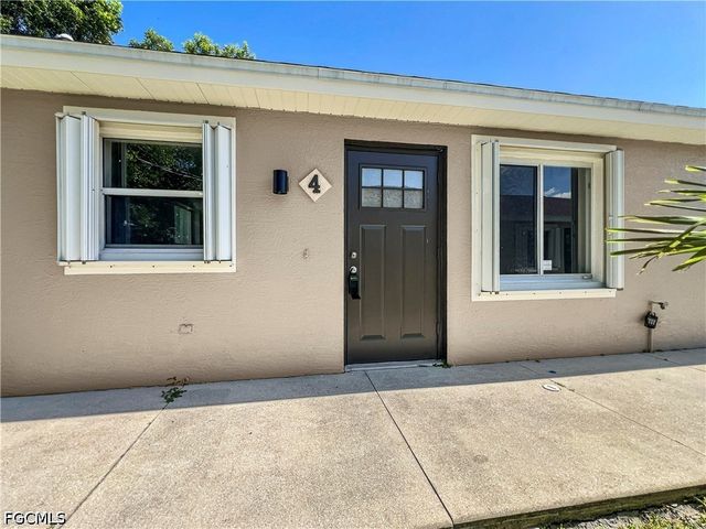 1321 SE 8th AVE 4, Cape Coral, FL 33990
