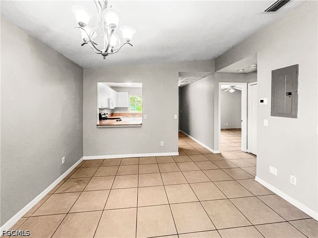 1321 SE 8th AVE 4, Cape Coral, FL 33990